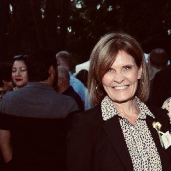 Meet your Posher, Jane - Picture 2 of 3